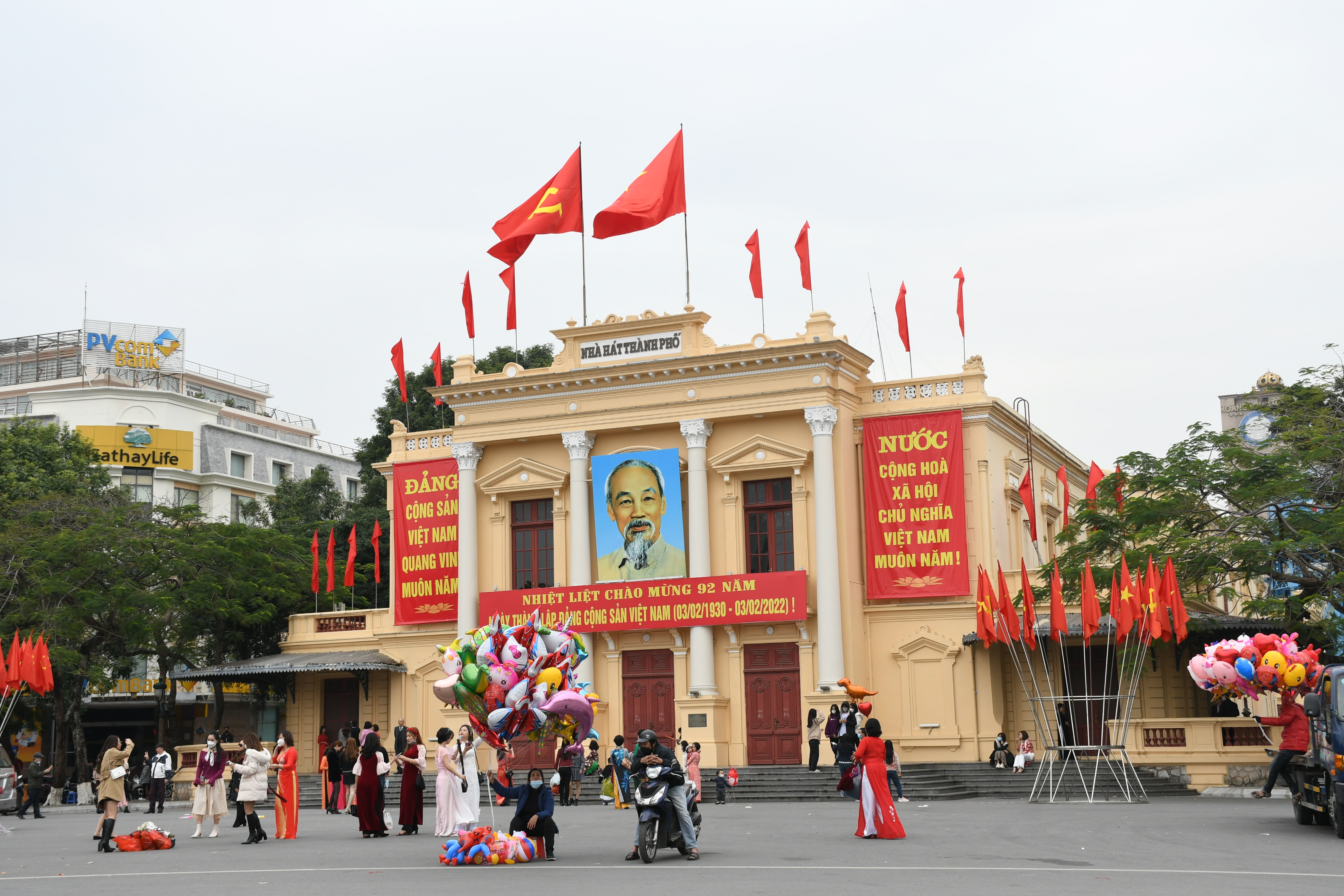 Đảm bảo cho Nhân dân thành phố đón Tết Nguyên đán Nhâm Dần 2022 vui mừng, phấn khởi, an toàn và ý nghĩa